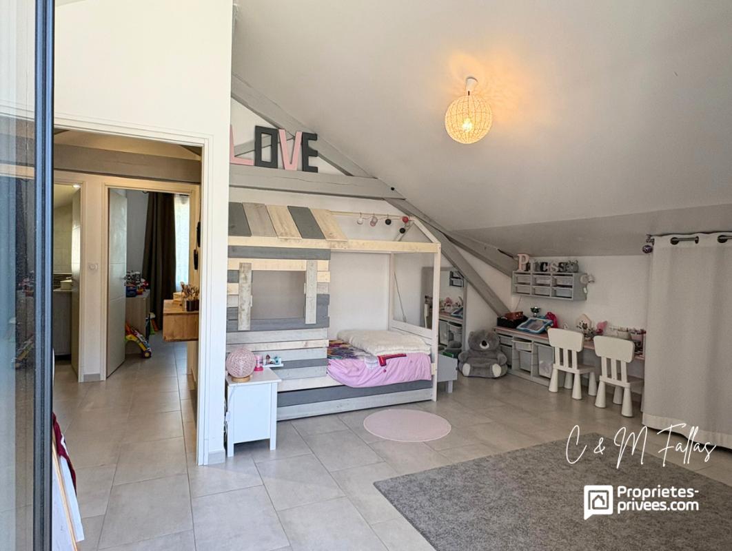 SERIGNAN-DU-COMTAT Maison familiale au centre village de Sérignan-du-Comtat 14