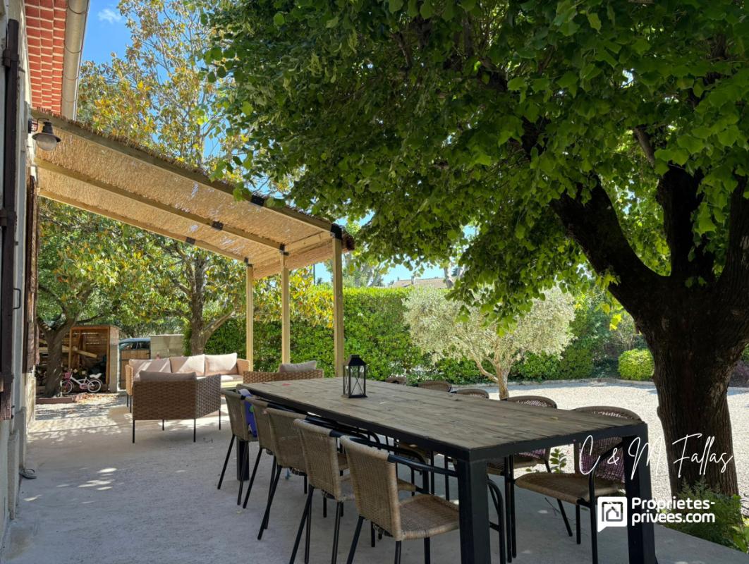 SERIGNAN-DU-COMTAT Maison familiale au centre village de Sérignan-du-Comtat 5