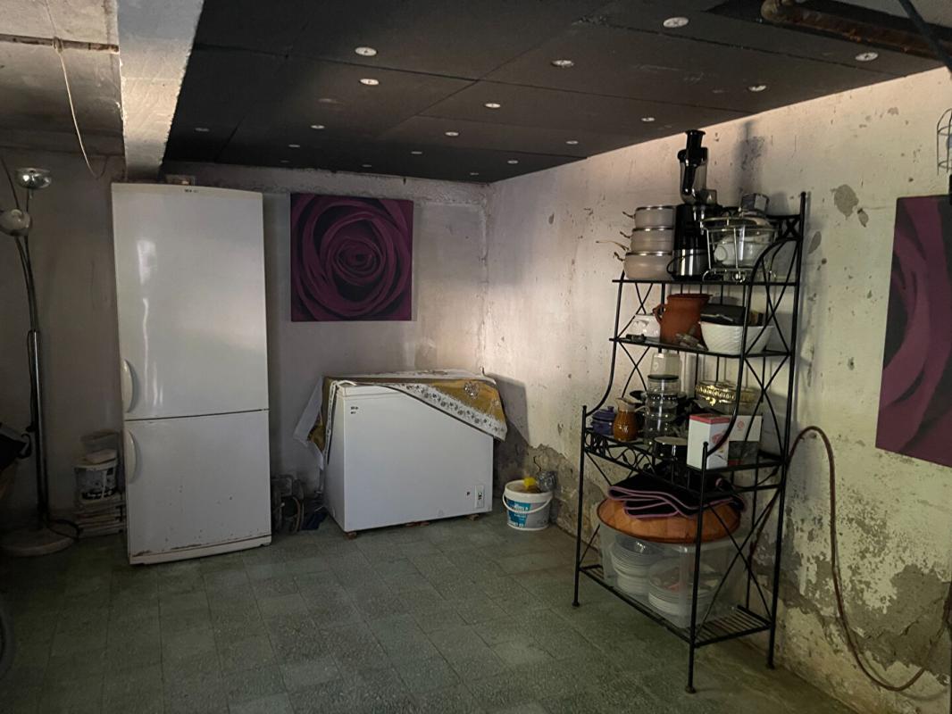 ALES A vendre maison mitoyenne 3 pièces de 65 m2 avec grand garage sur terrain de 295 m2 9