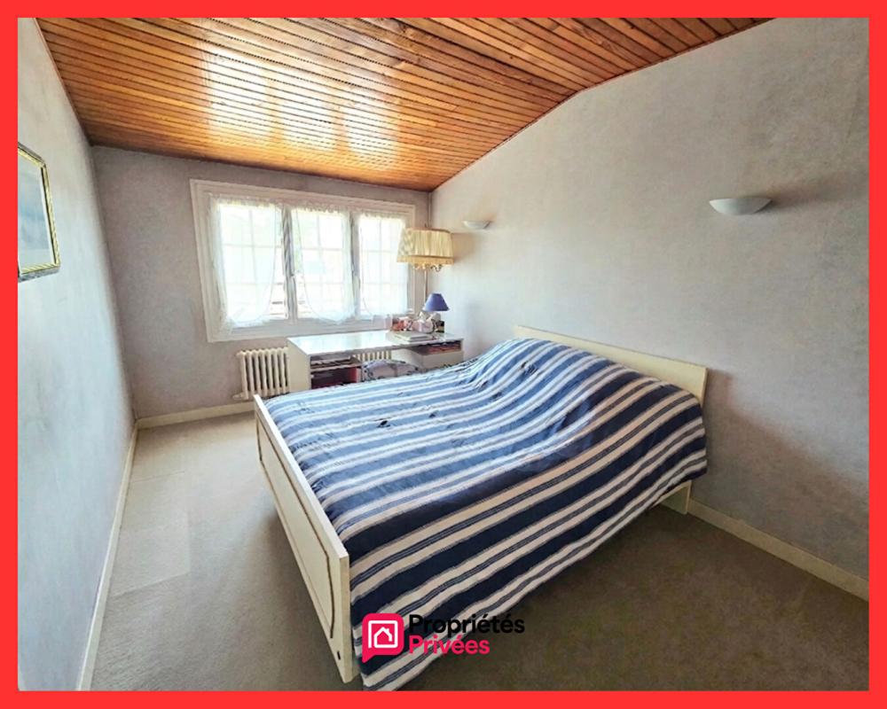 MONTFERMEIL 93370 MONTFERMEIL - Maison 6 pièces 120 m² - 3  Chambres - 1 Bureau - Garage -Jardin 11