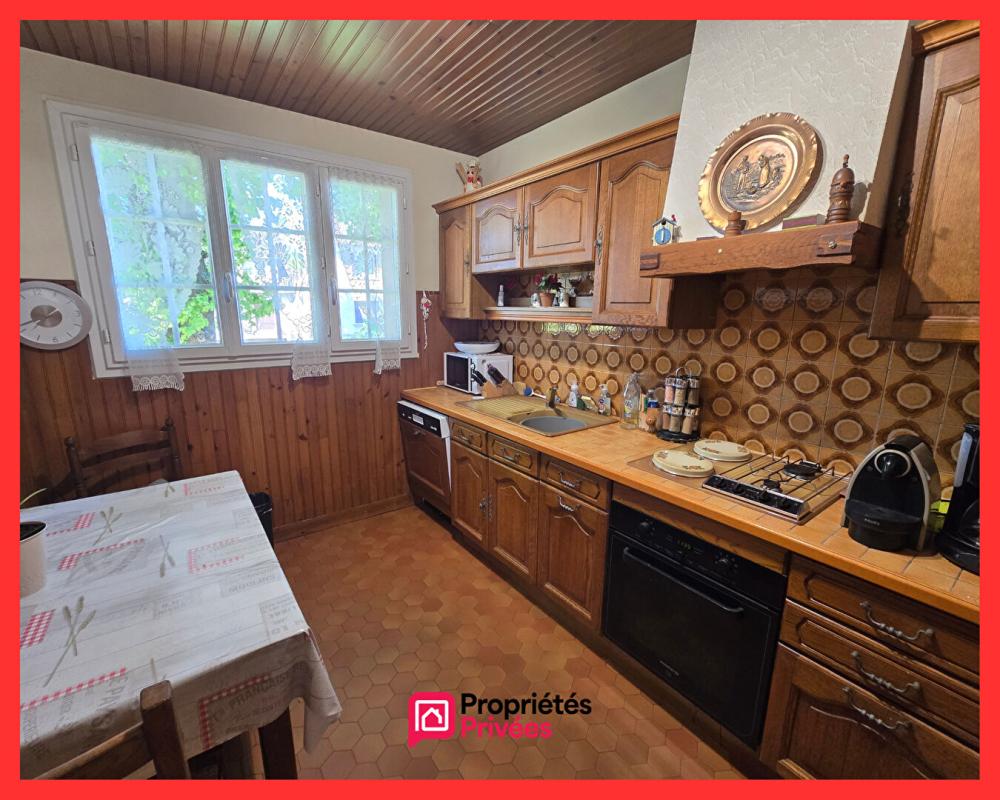 MONTFERMEIL 93370 MONTFERMEIL - Maison 6 pièces 120 m² - 3  Chambres - 1 Bureau - Garage -Jardin 5