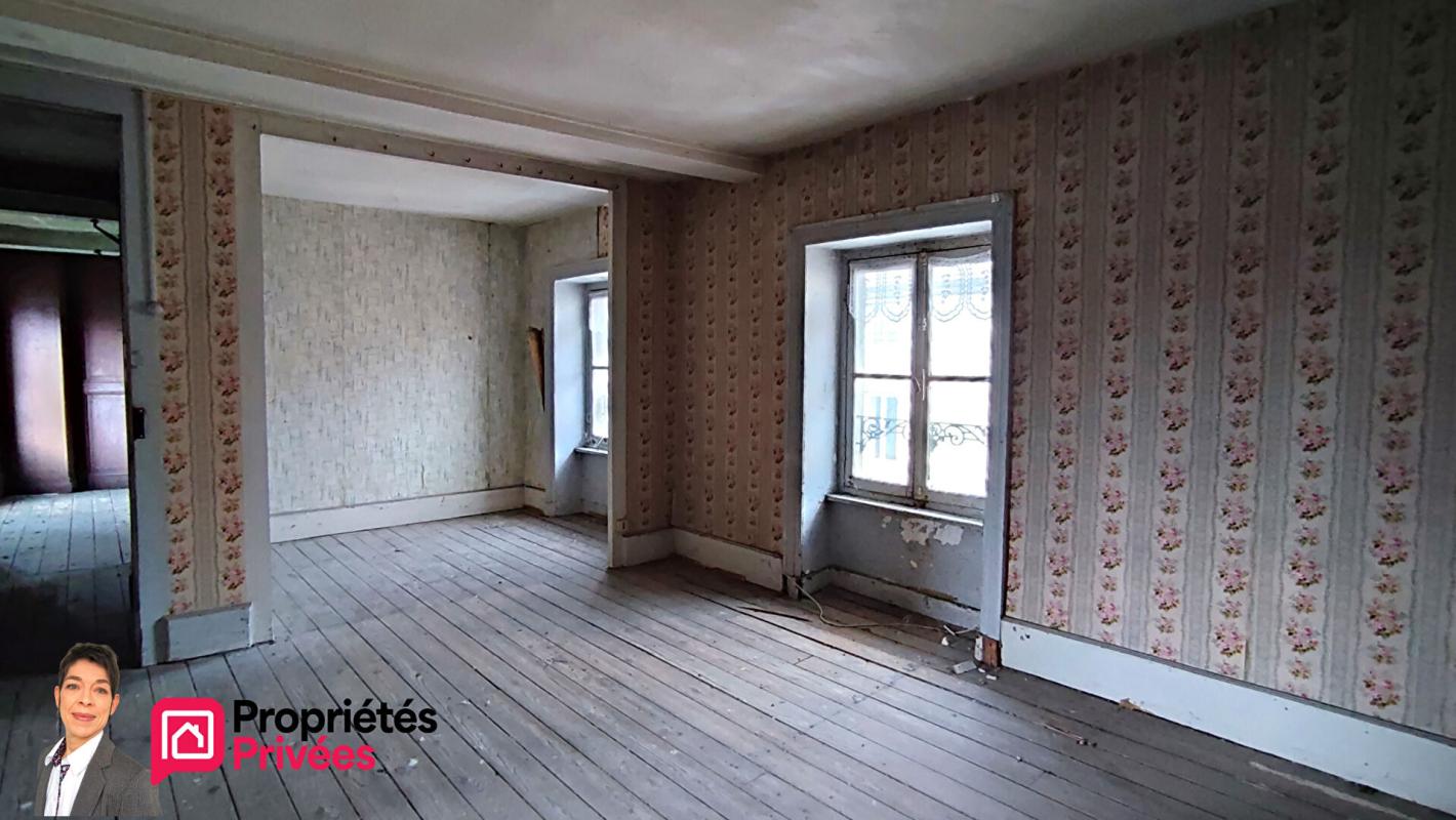 THIZY THIZY-LES-BOURGS (69240) Immeuble à réhabiliter 250 m² 5