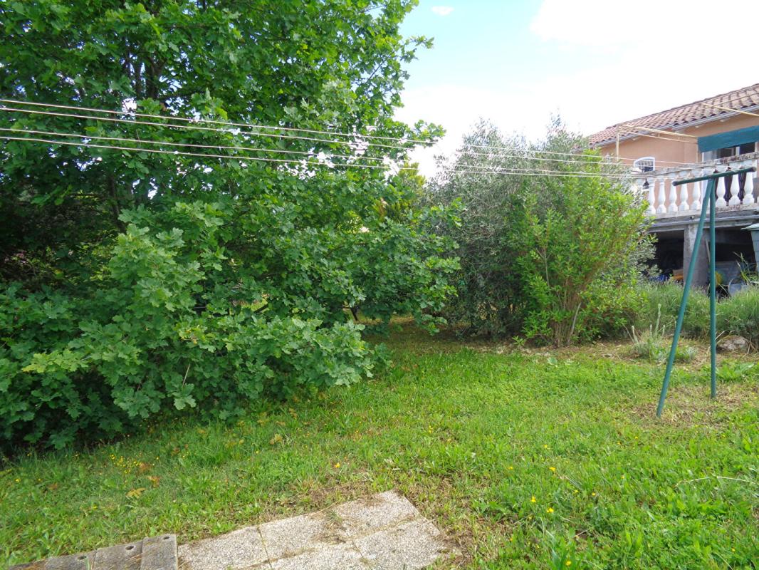 JUMEAUX Jumeaux(63), maison plain pied de 90 m2 habitables, 3 chambres sur 882 m2 de terrain 14
