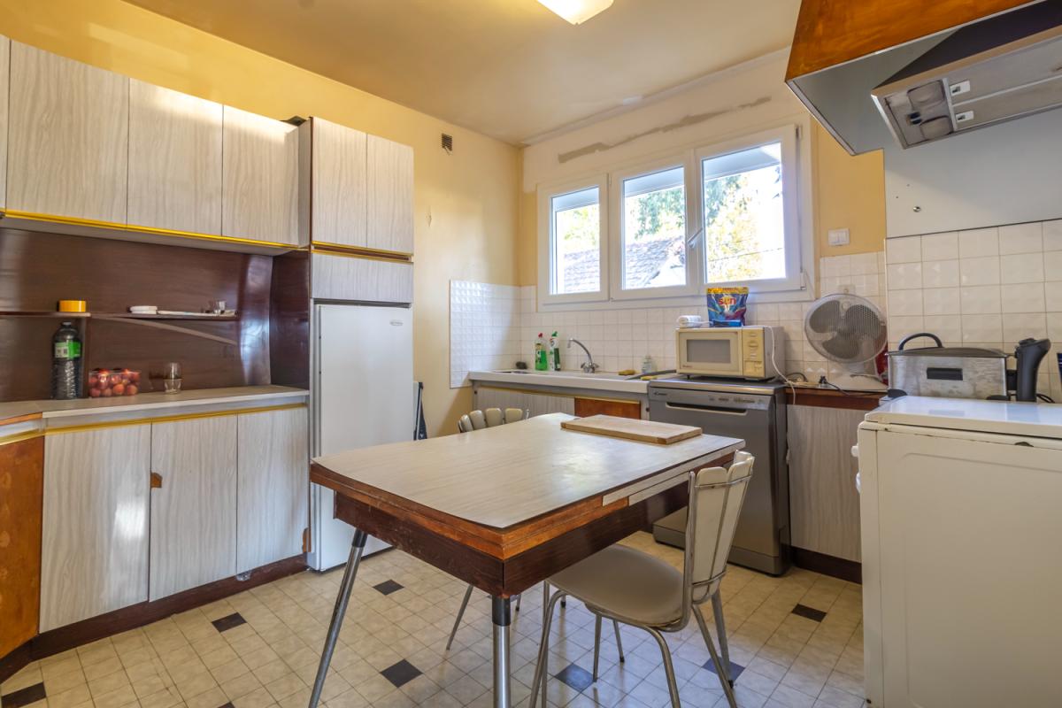 GIEVRES Maison Gièvres 6 pièce(s) 142 m2 13