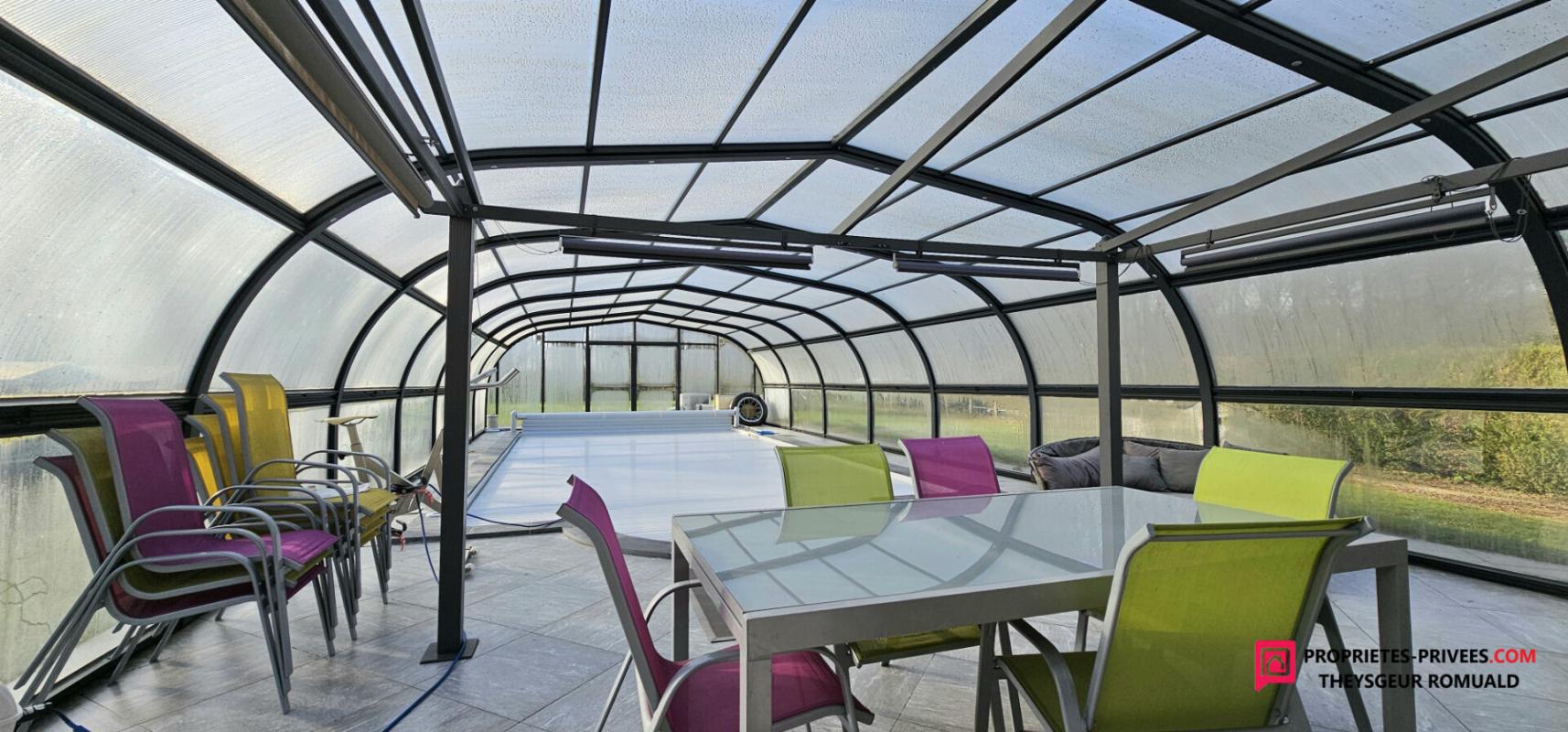 COURTENAY Maison Courtenay 9 pièce(s) 220 m2 1