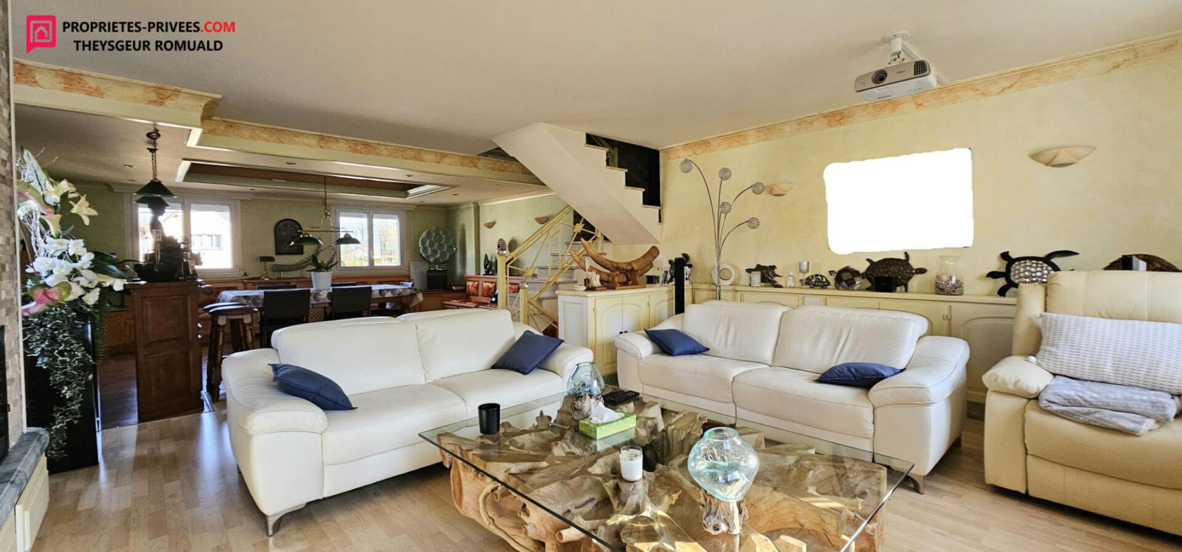 COURTENAY Maison Courtenay 9 pièce(s) 220 m2 2