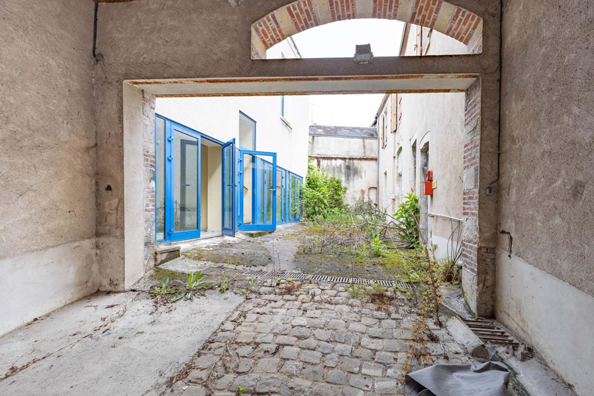 VIERZON Immeuble Vierzon 20 pièces 288 m2 11