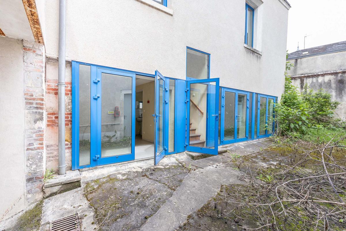 VIERZON Immeuble Vierzon 20 pièces 288 m2 12