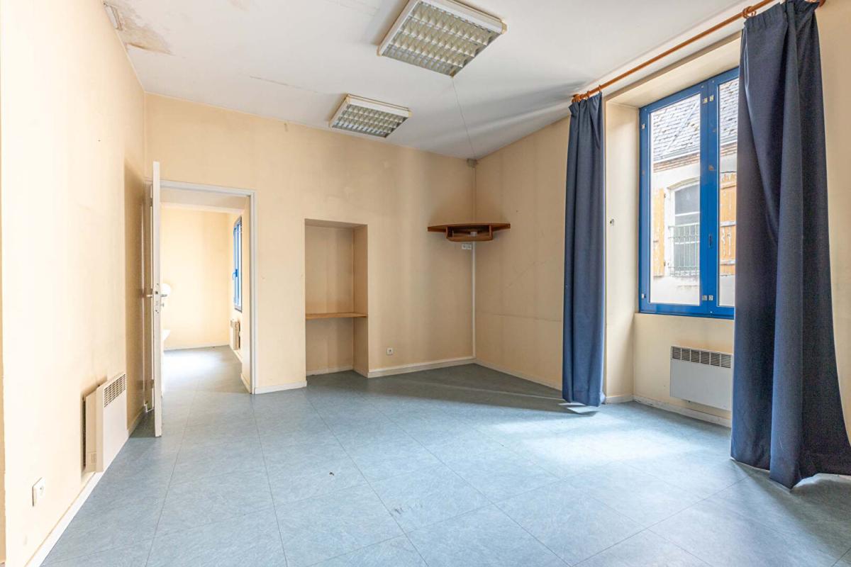 VIERZON Immeuble Vierzon 20 pièces 288 m2 14