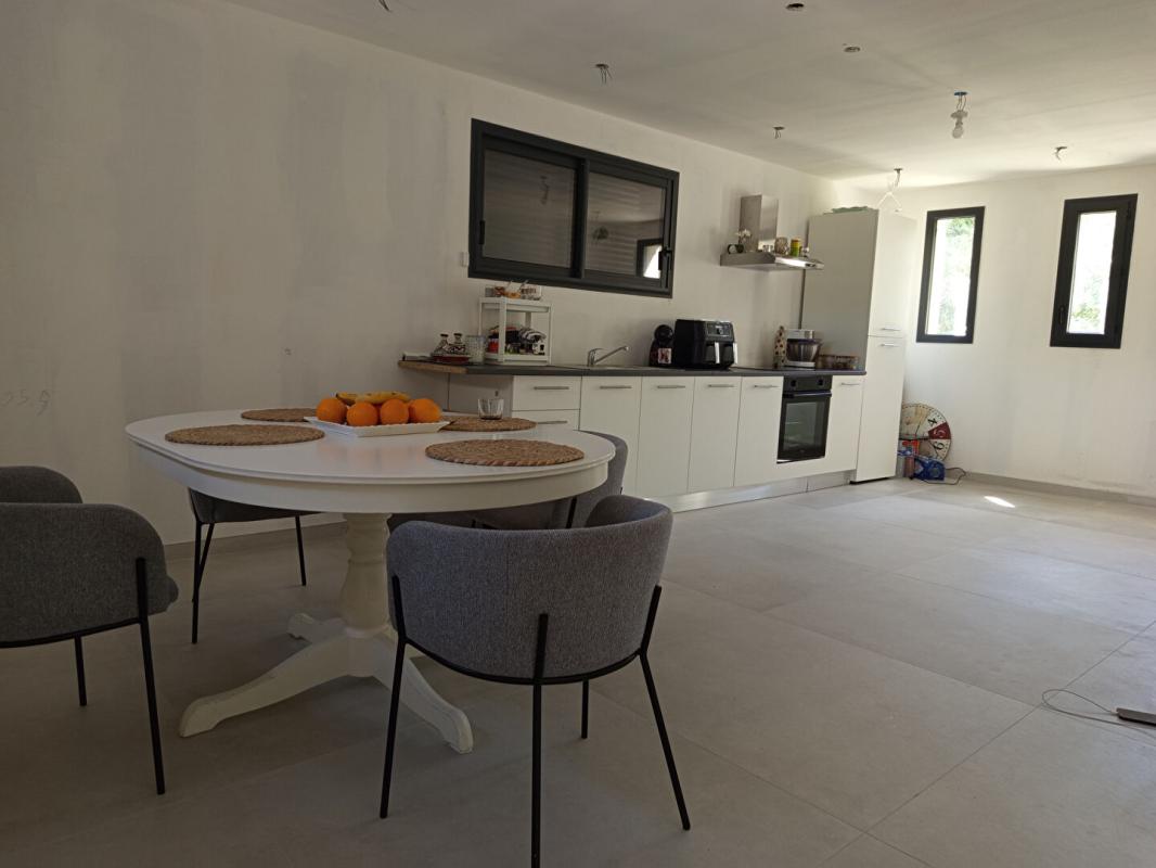 DONZERE Villa neuve 220m²  4 chambres sur terrain de 1200m² Donzère 465 000HAI 5