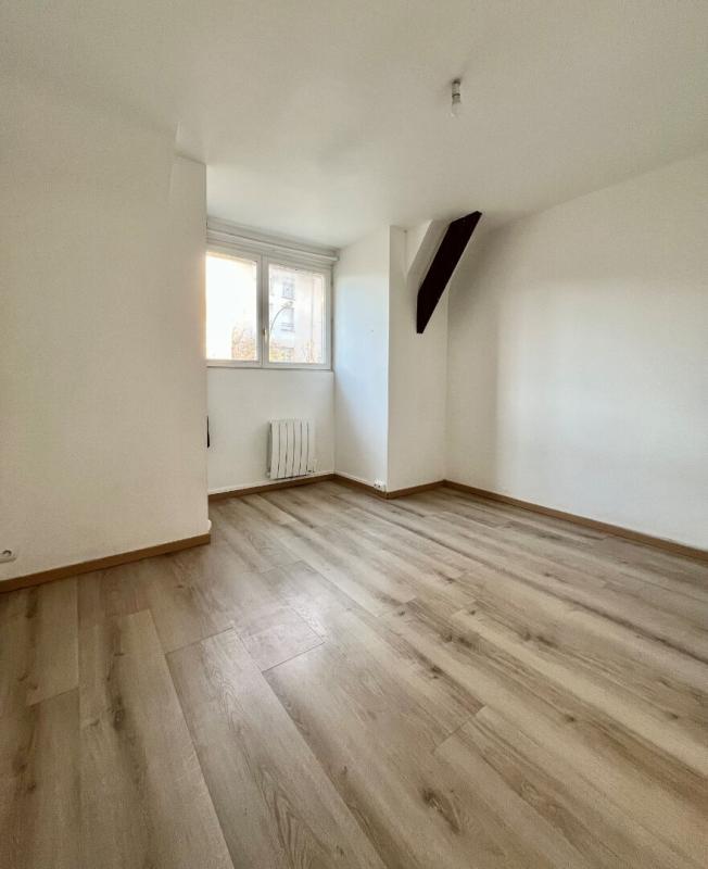 NOYON Maison Noyon 5 pièce(s) 128 m2 - Terrain de 734m² 9