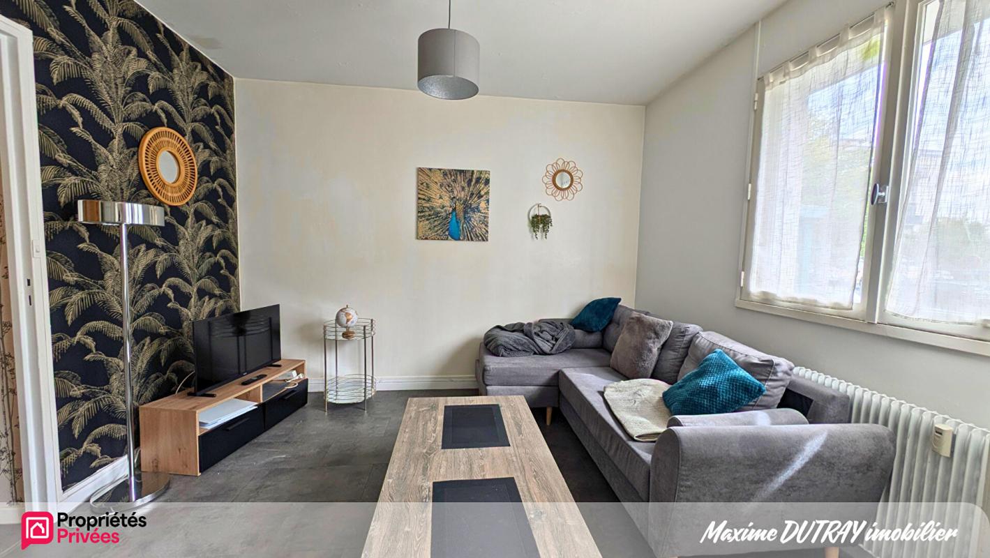 JOUE-LES-TOURS Appartement 2 pièces 46 m2 + cave 1