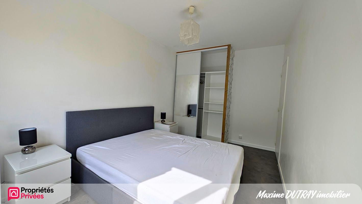 JOUE-LES-TOURS Appartement 2 pièces 46 m2 + cave 7