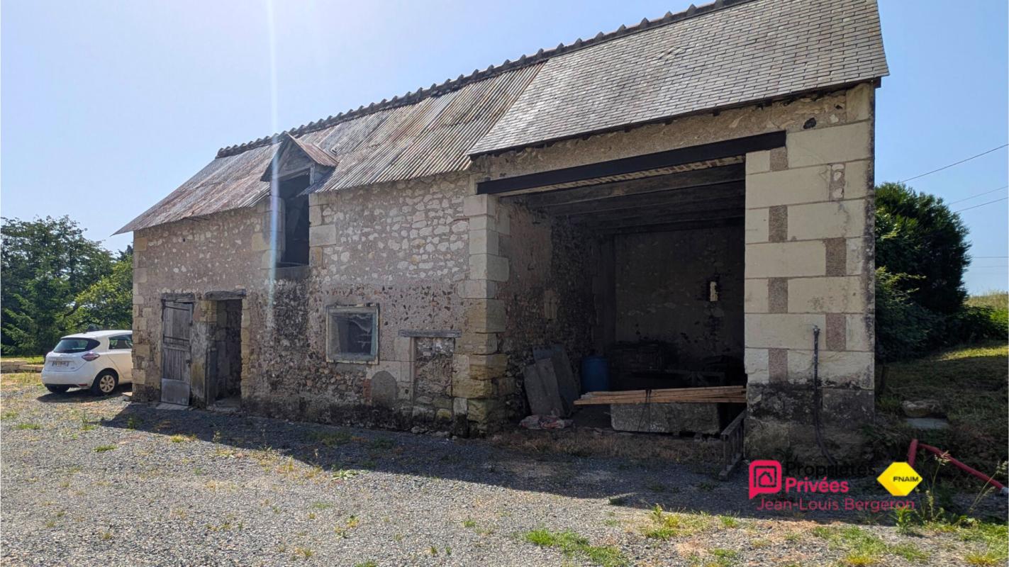 VERNOU-SUR-BRENNE Longère réinventée avec intérieur contemporain .Vallée de Cousse 16