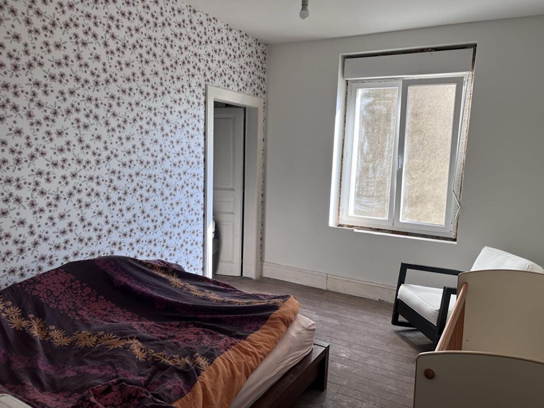 BRIEULLES-SUR-MEUSE Maison Brieulles Sur Meuse 8 pièce(s) 205 m2 6