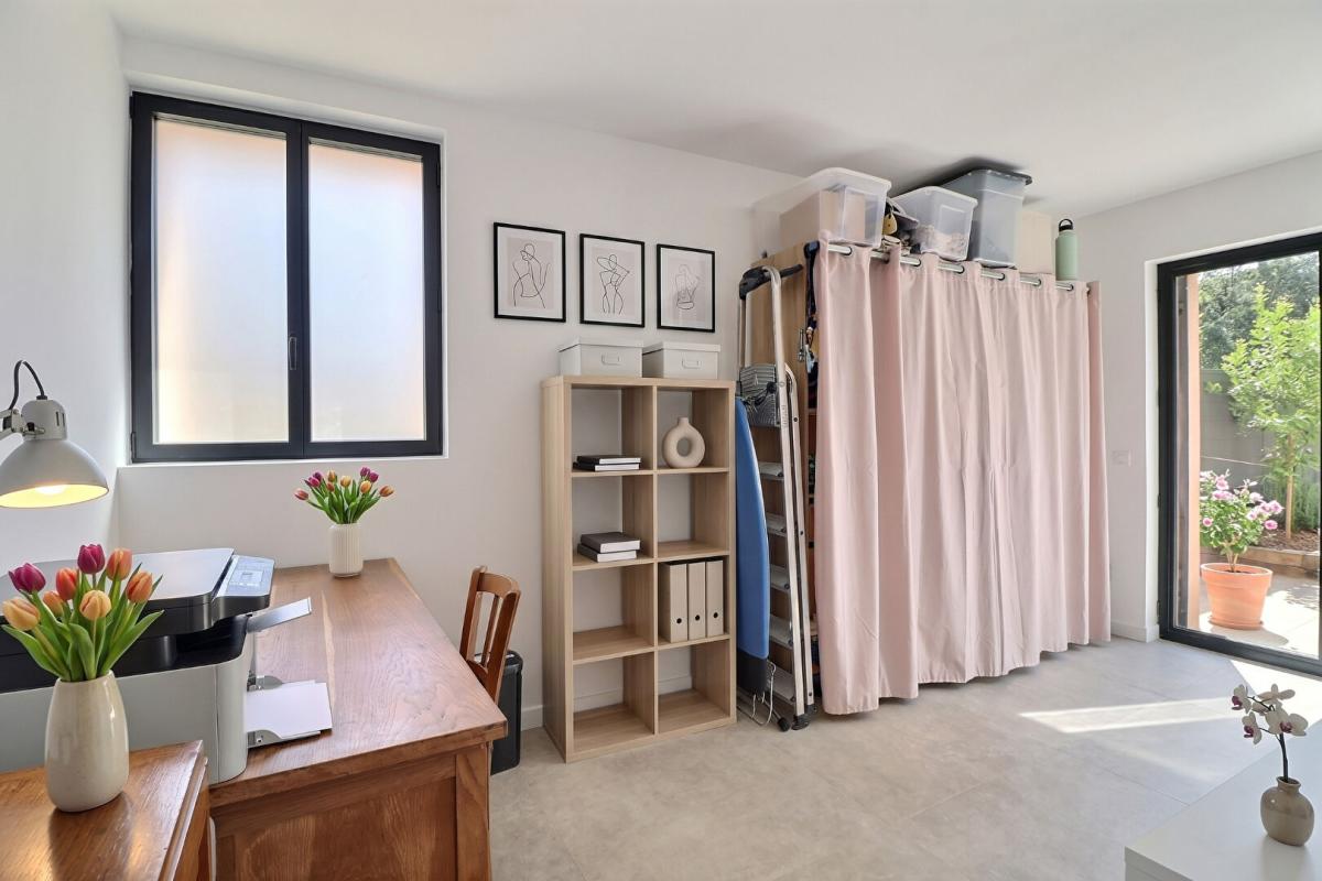 LE BEAUSSET Appartement Le Castellet 3 pièce(s) 60 m2 avec jardin et places de parking 11