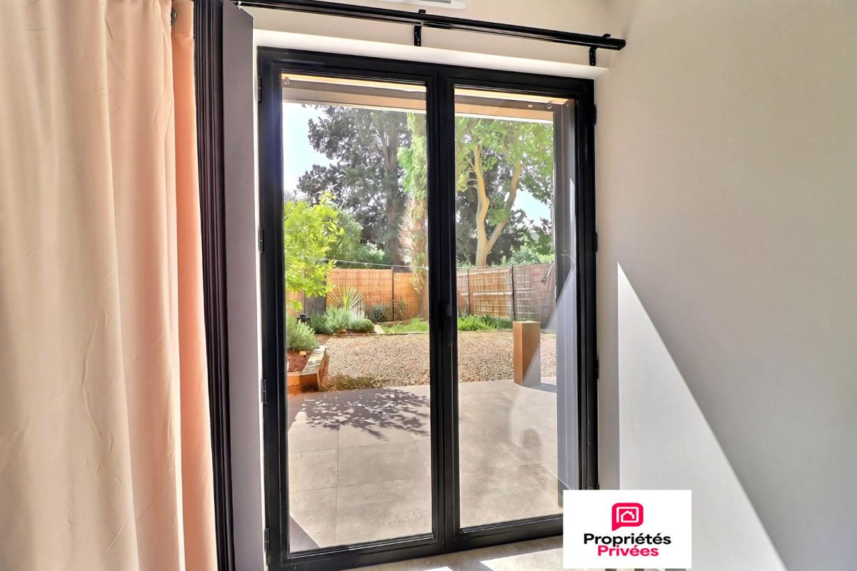 LE BEAUSSET Appartement Le Castellet 3 pièce(s) 60 m2 avec jardin et places de parking 12