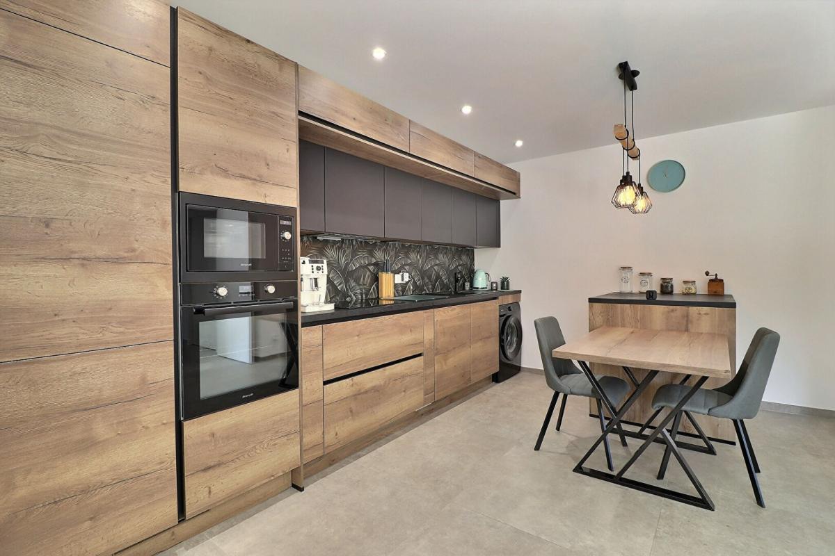 LE BEAUSSET Appartement Le Castellet 3 pièce(s) 60 m2 avec jardin et places de parking 4