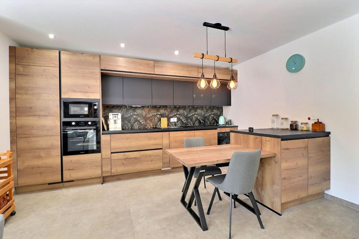 LE BEAUSSET Appartement Le Castellet 3 pièce(s) 60 m2 avec jardin et places de parking 5