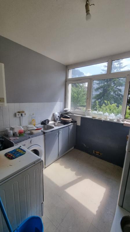 VIRY-CHATILLON Appartement Viry Chatillon 2 pièce(s) 38 m² (locataire en place) 8