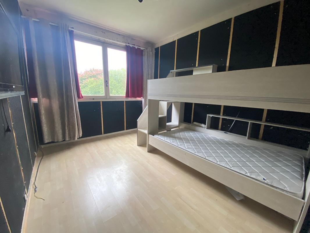 FONTENAY-LE-FLEURY Lot de 2 Appartements 10 pièce(s) 196 m2 14