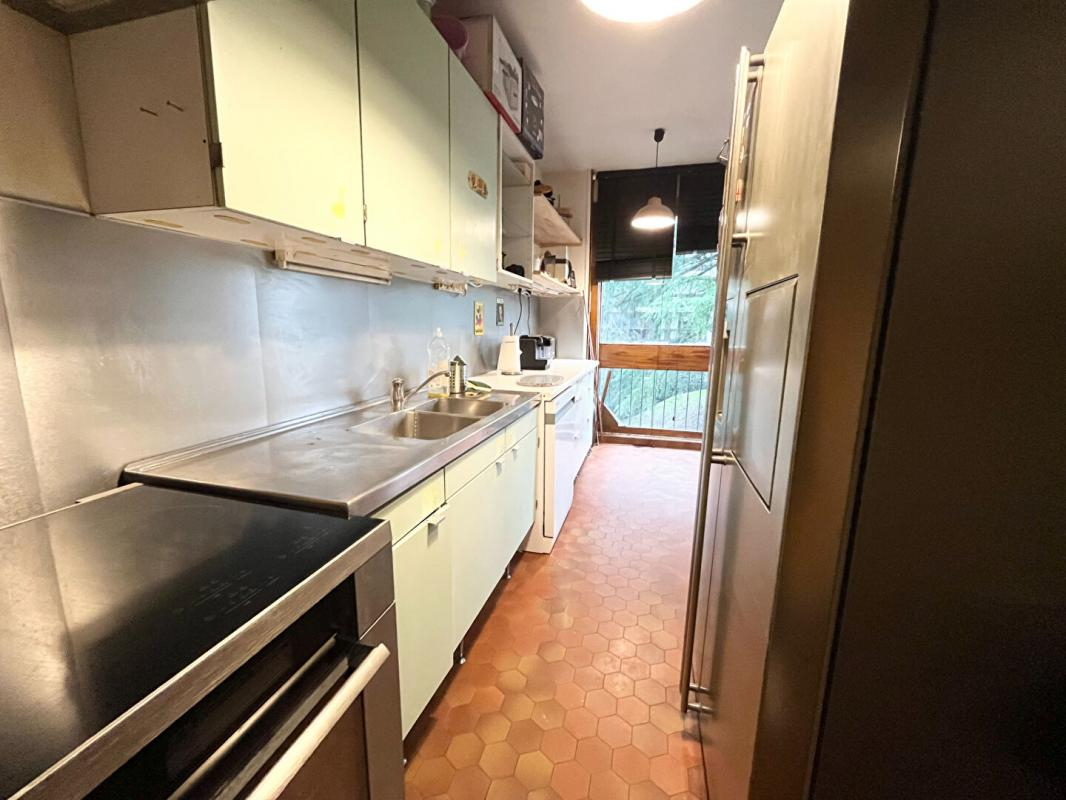 FONTENAY-LE-FLEURY Appartement 4/5 pièce(s) 98 m2 4