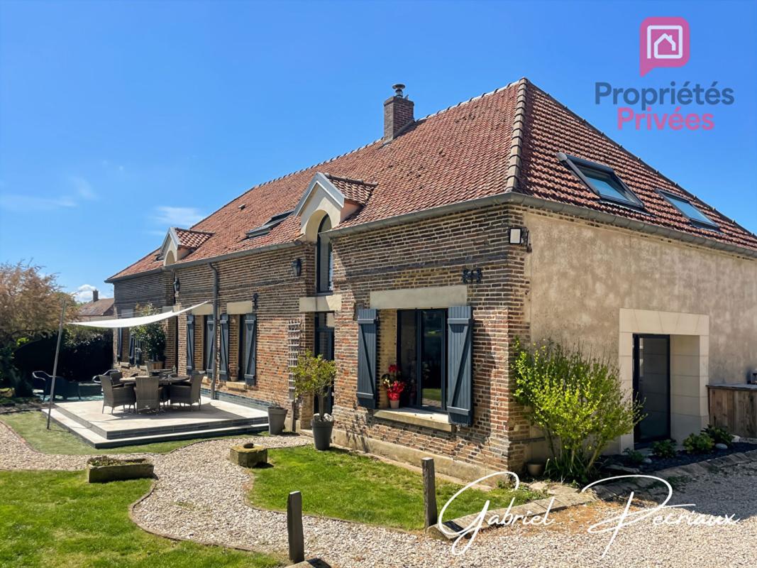 MACEY Maison Macey 8 pièce(s) 236 m2 15