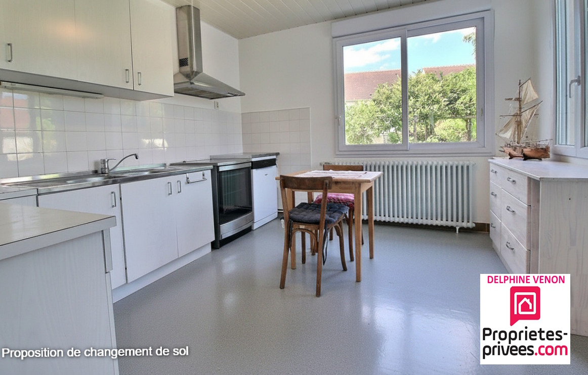 CHATEAUNEUF-SUR-LOIRE Exclusivité - Maison de ville dans l'hyper centre de Chateauneuf sur Loire avec garage et terrain de 500 m² 5