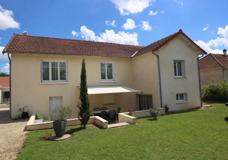 CHATELLERAULT Maison Chatellerault 7 pièce(s) 171.96 m2 1