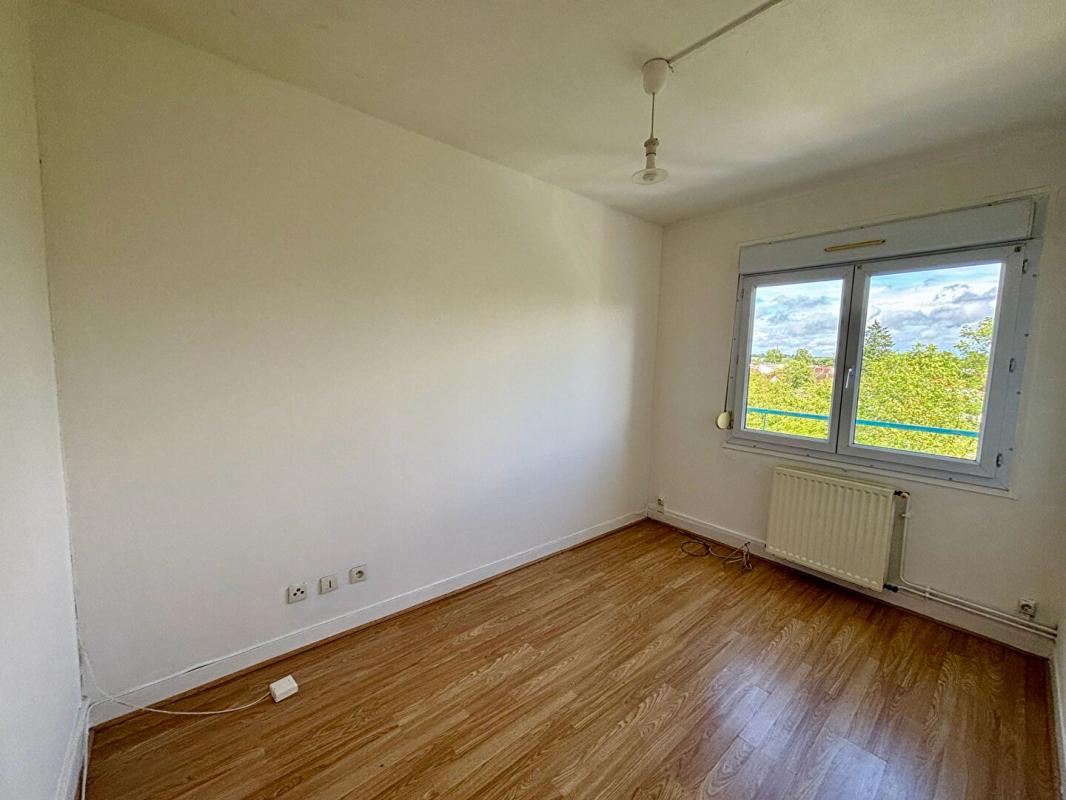 NEVERS Appartement Nevers - Balcon - Parking - 2 chambres 7