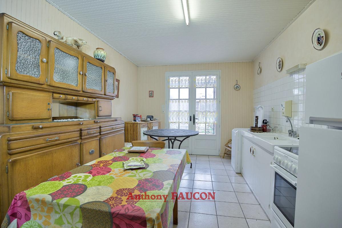 LA ROCHE-SUR-YON Maison La Roche Sur Yon 4 pièce(s) 117 m2 10