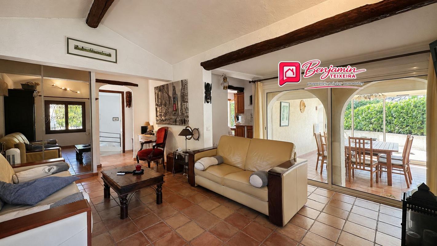 SAINTE-MAXIME Villa Sainte Maxime 6 pièce(s) 117 m2 - Garage 27m² - Vue mer - piscine 3