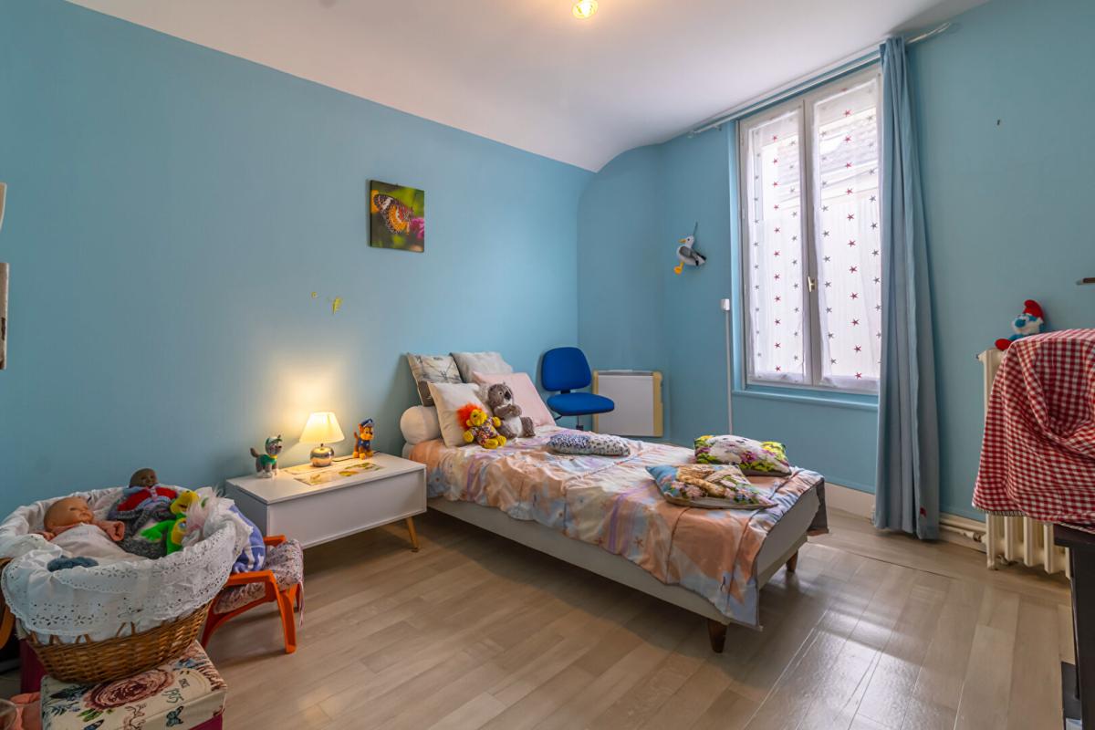CHABRIS Maison Chabris 7 pièce(s) 134.98 m2 10