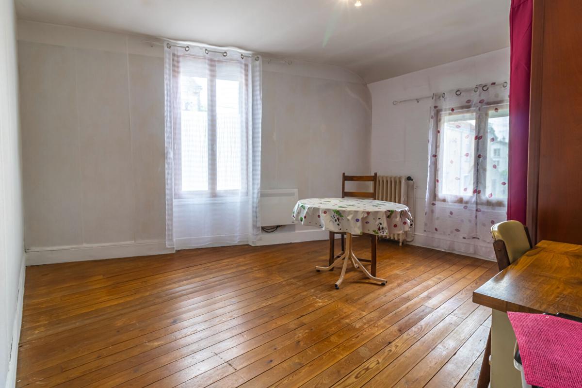 CHABRIS Maison Chabris 7 pièce(s) 134.98 m2 14