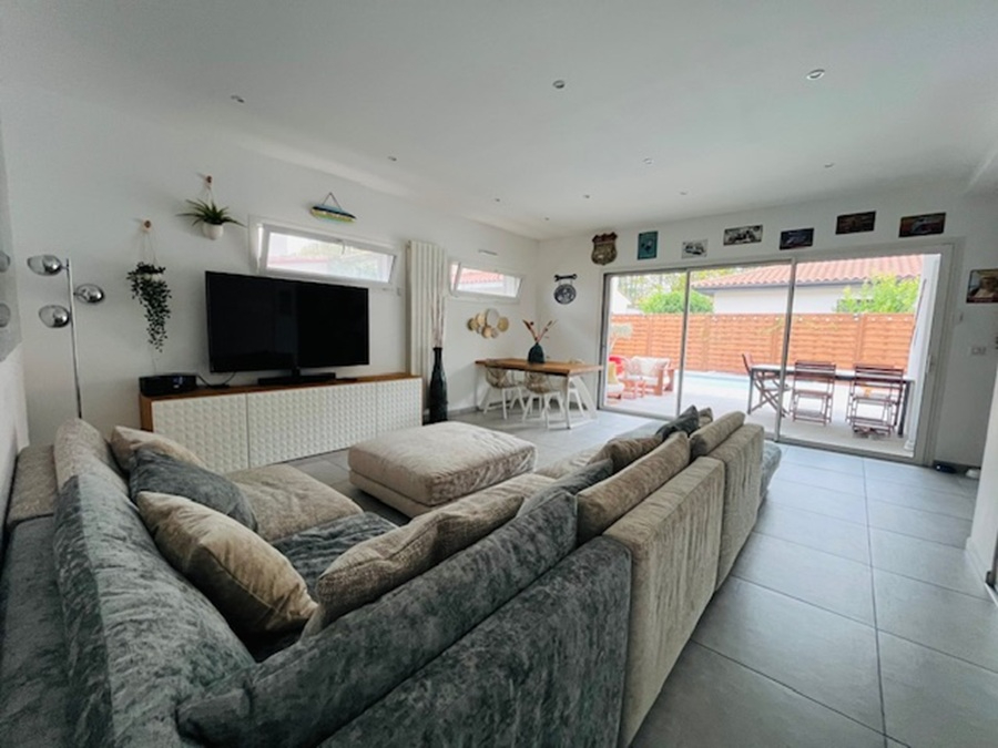 CANOHES Magnifique maison de 120 m² en R+1 avec piscine au fond d'une impasse calme 7