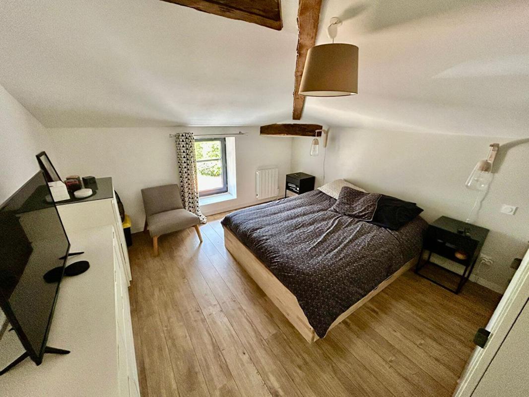 ARNAS Appartement Arnas 4 pièce(s) 115 m2 8