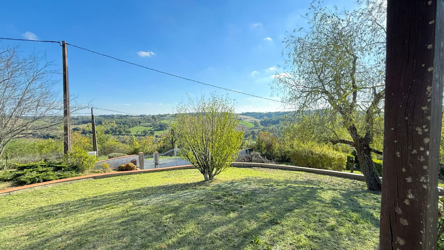 MONTVALEN À VENDRE Maison 8 pièces de 175 m2 sur parcelle de 3500 m2 à Montvalen 81630 5