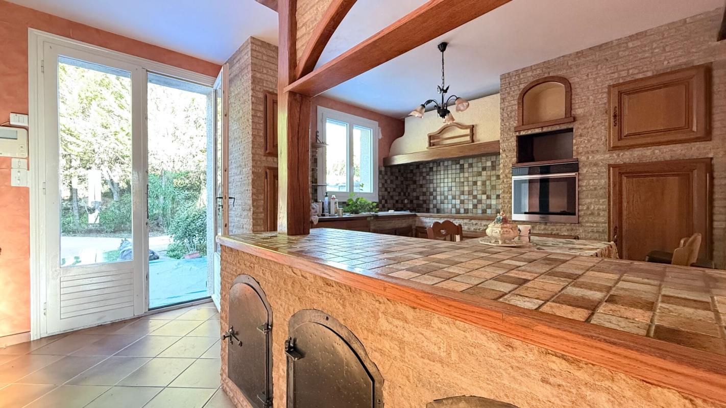 MONTVALEN À VENDRE Maison 8 pièces de 175 m2 sur parcelle de 3500 m2 à Montvalen 81630 6