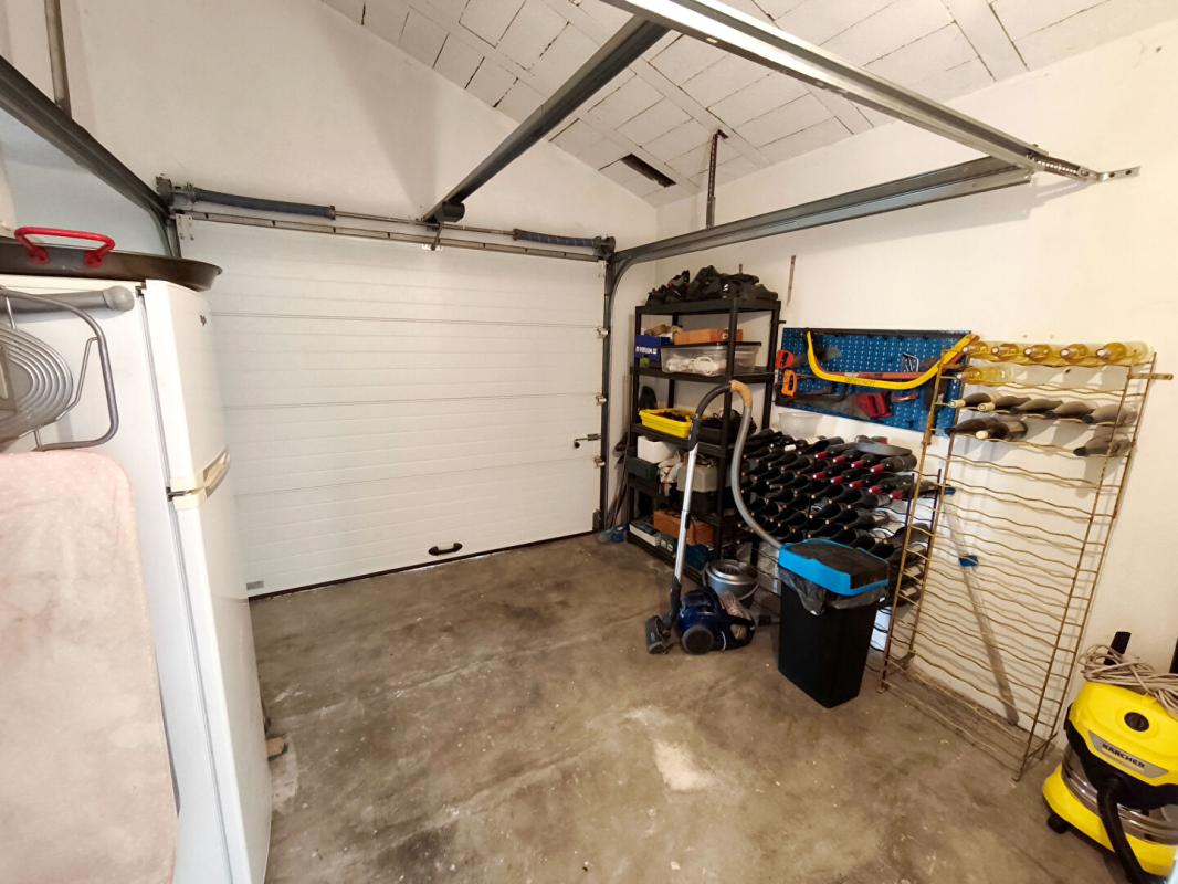 LE BOULOU Grande maison 3 chambres avec garage 13