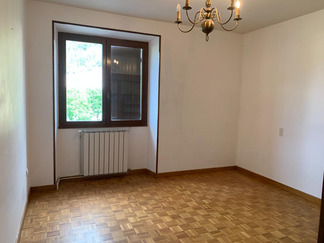 SERRES Maison T3 de 4 pièce(s) 87.6 m2 8