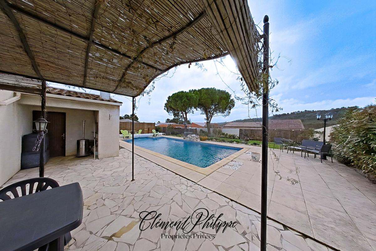 VILLEGAILHENC Villa familiale 155 m² avec piscine, 5 chambres et terrain 1 000 m² aux portes de Carcassonne 11