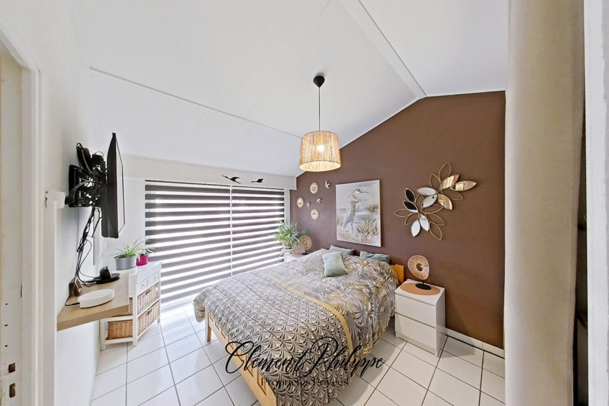VILLEGAILHENC Villa familiale 155 m² avec piscine, 5 chambres et terrain 1 000 m² aux portes de Carcassonne 9