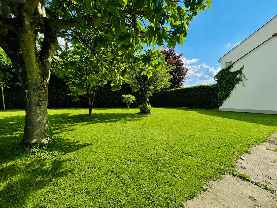 NEUILLY-EN-THELLE Maison familiale avec jardin arboré - Calme & confort à Neuilly-en-Thelle 7