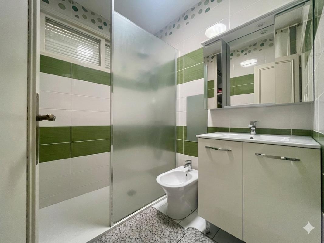 ARTIGUES-PRES-BORDEAUX Maison Artigues Pres Bordeaux 4 pièce(s) 100 m2 12