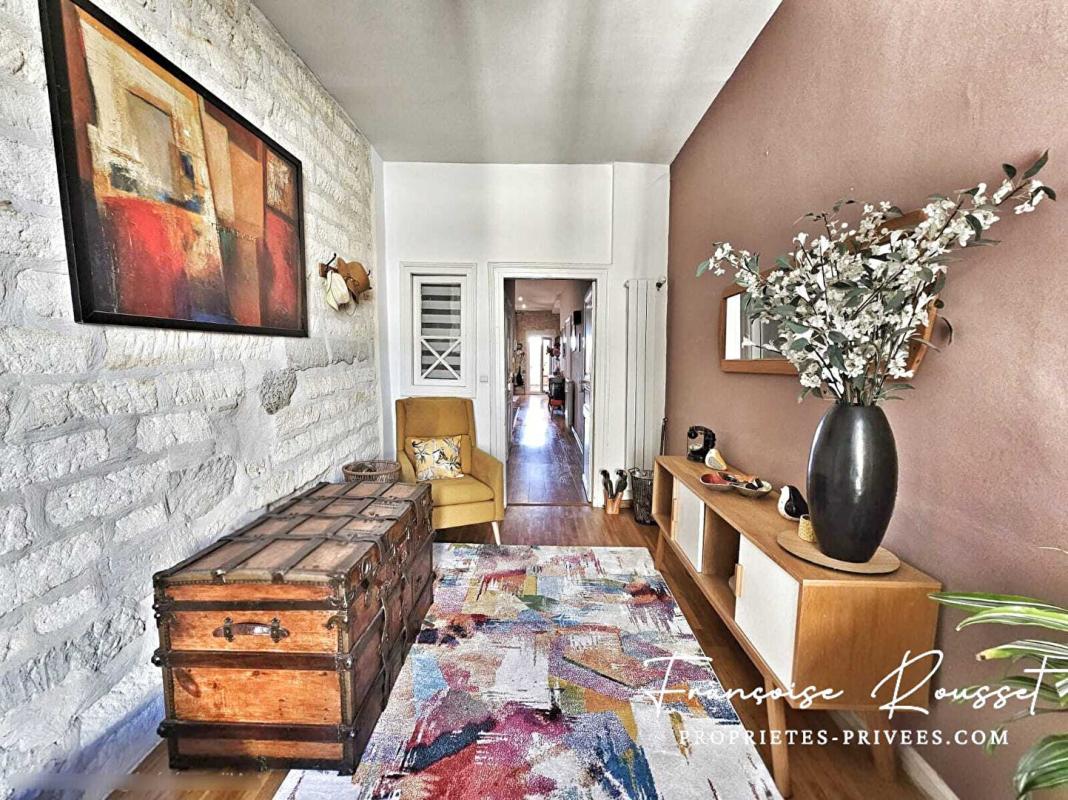 FABREGUES APPARTEMENT T4 136M², 40m² TERRASSE et GARAGE à FABREGUES 11