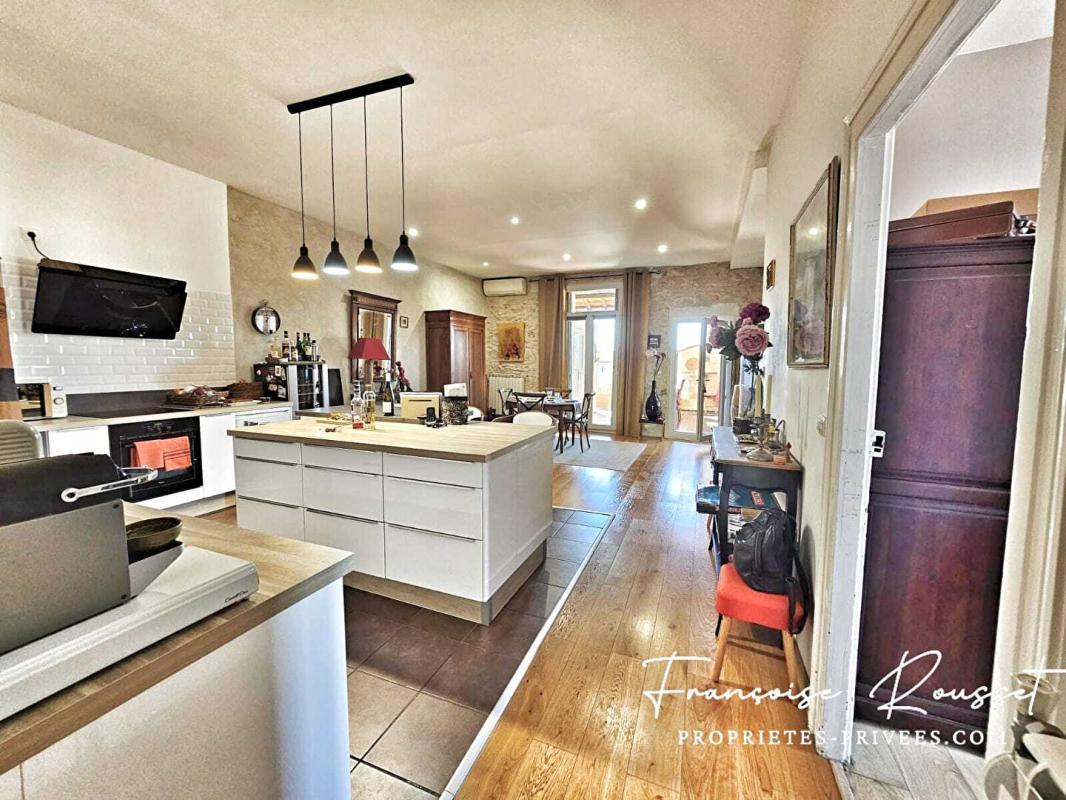 FABREGUES APPARTEMENT T4 136M², 40m² TERRASSE et GARAGE à FABREGUES 13
