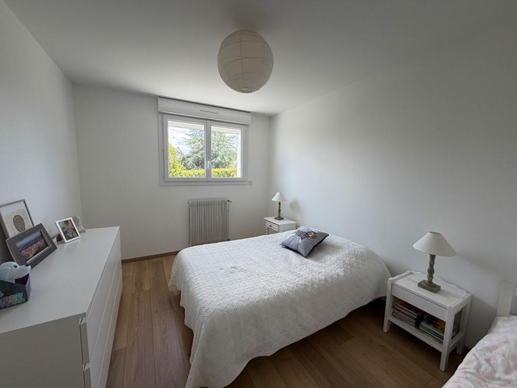 TOUQUES Ravissante maison de 4 pièces avec sous-sol total idéalement situé 14