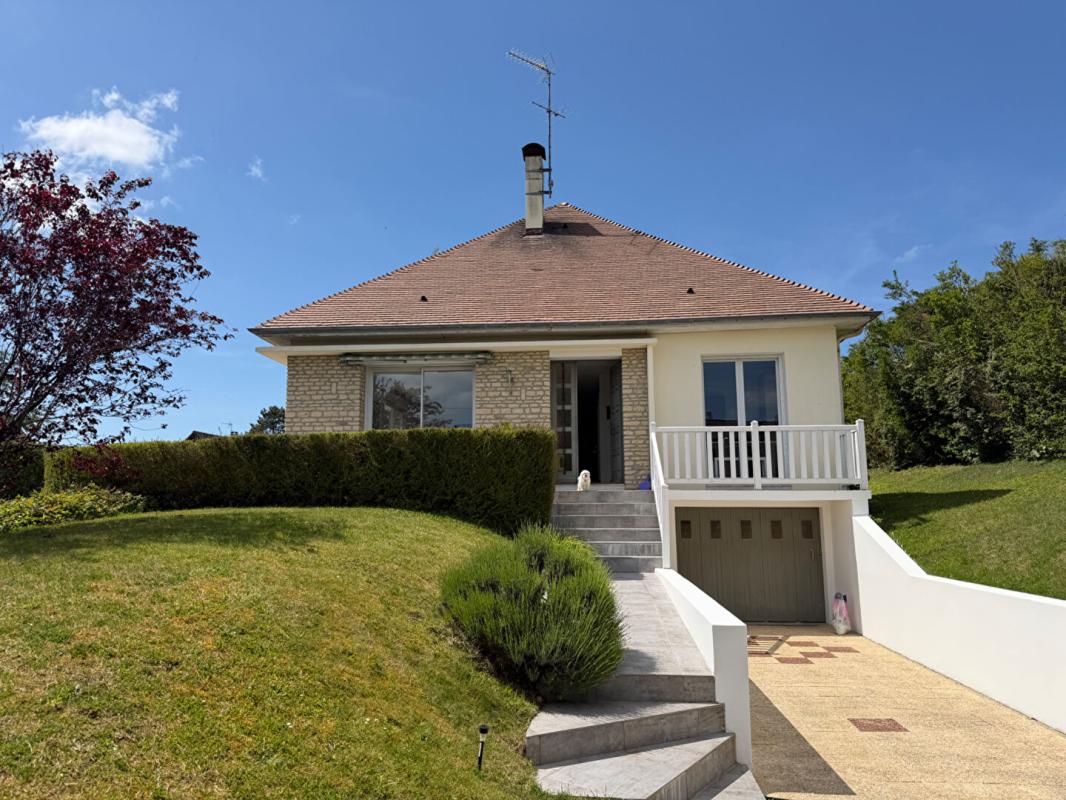 TOUQUES Ravissante maison de 4 pièces avec sous-sol total idéalement situé 5