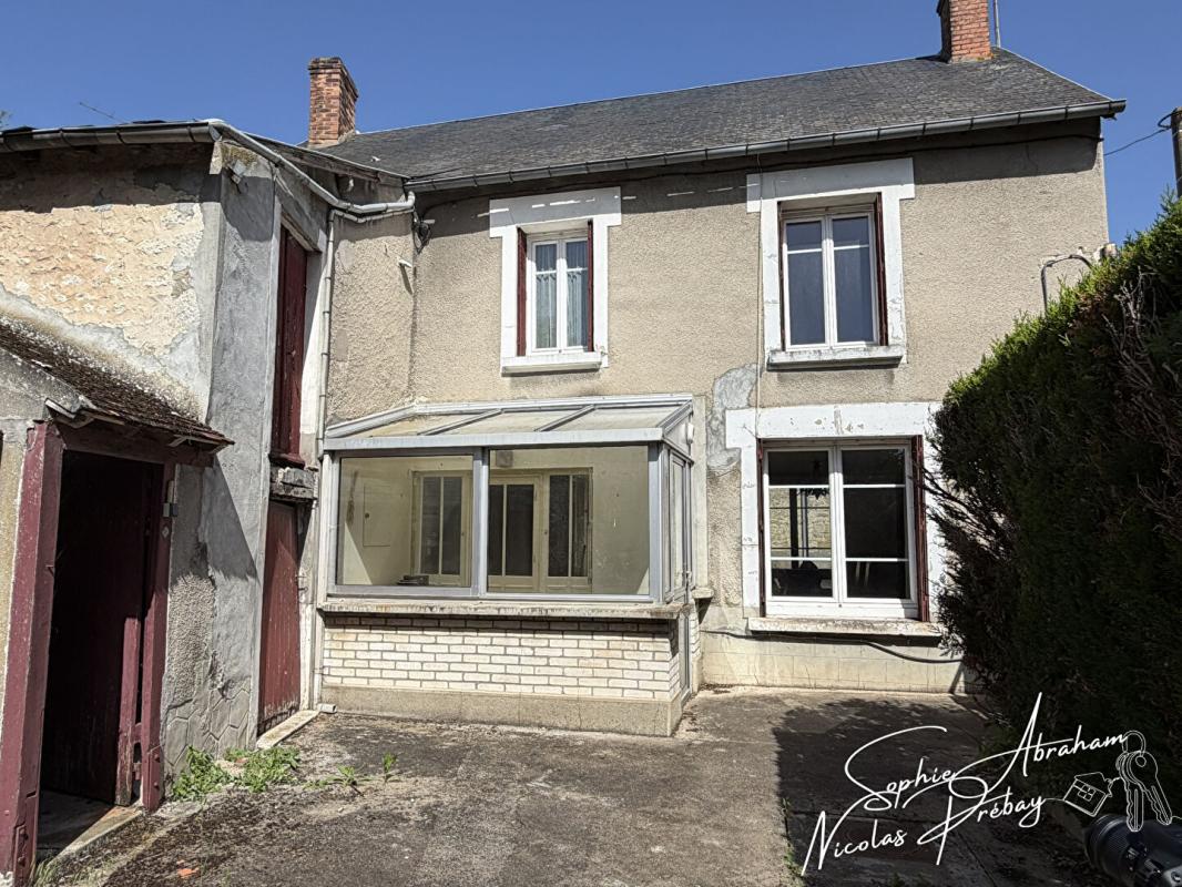 GRENEVILLE-EN-BEAUCE Maison de 4 pièces, 3 chambres avec jardinet 11