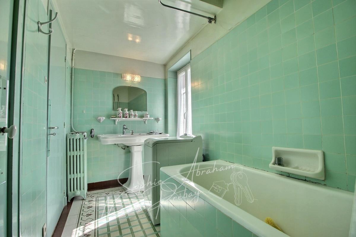 GRENEVILLE-EN-BEAUCE Maison de 4 pièces, 3 chambres avec jardinet 9